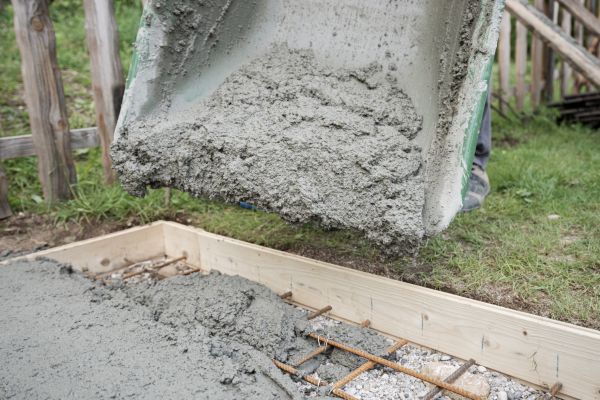 Yard Concrete Pouring in Yorba Linda